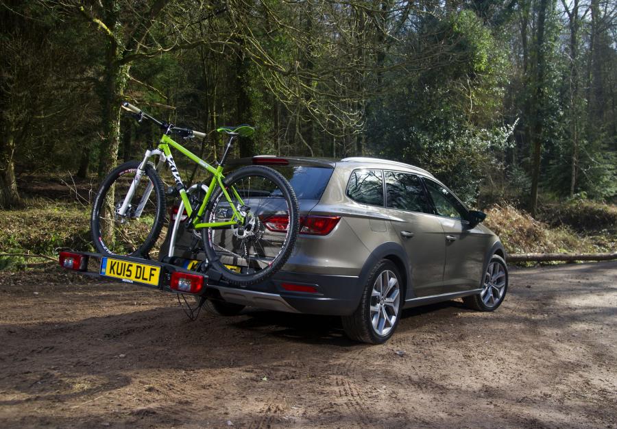  Seat Leon X-Perience 4Drive 2015 года  (UK) (фото 14 из 30)